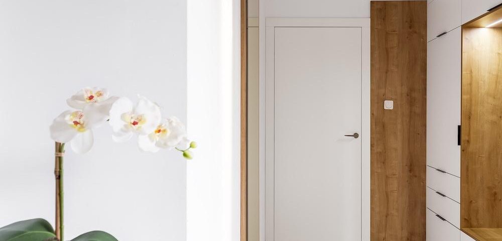 Accent Lighting port - Farrey's Lighting, Bath and Hardware Post